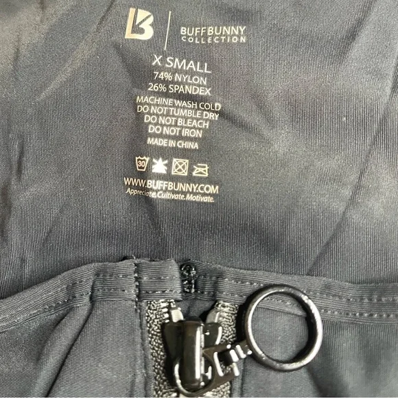 BuffBunny Aquarius Long Sleeve One-Piece Swimsuit Onyx Black - Picture 6 of 7